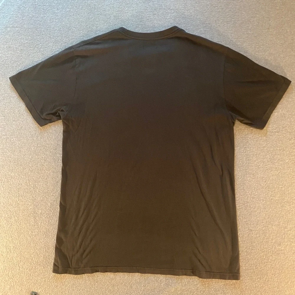 The North Face Mens Black Graphic Logo T-Shirt Classic Fit Medium Cotton Tee